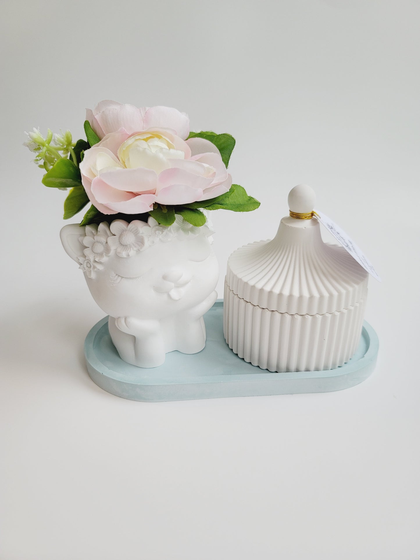 Cement Table Decor - Cat